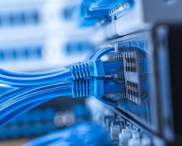 70-740: Installation, Storage, and Compute with Windows Server 2016 course cover